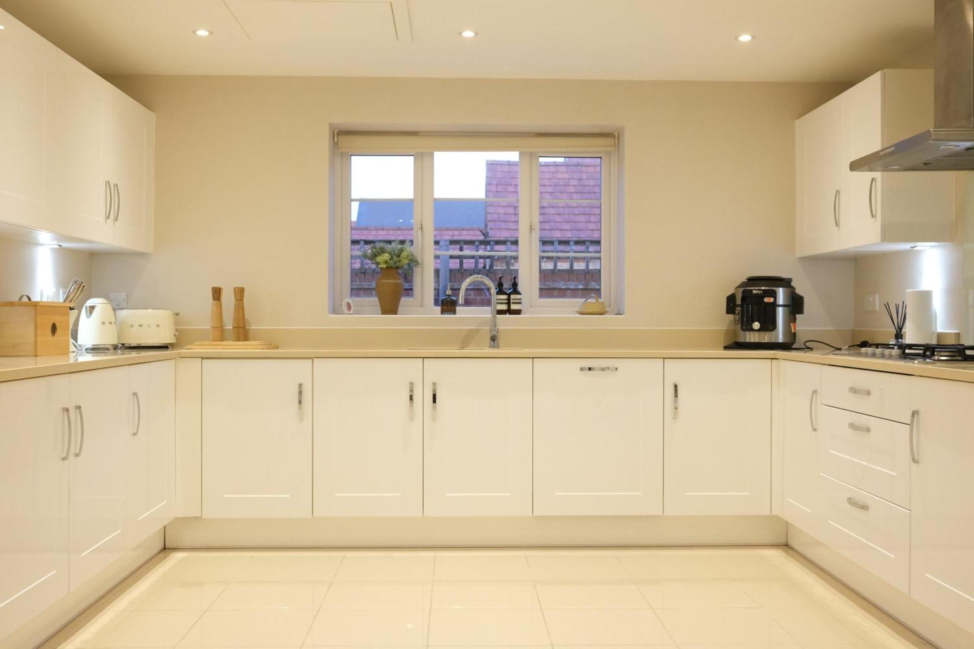 Luxury 6-Bedroom House 5 Minutes From Bicester Village Shopping Outlet Chesterton  Luaran gambar